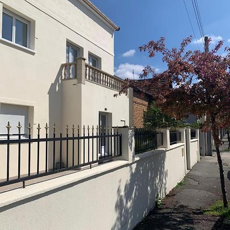 Villa Tenjin Chambre 4 Bondy Exteriér fotografie