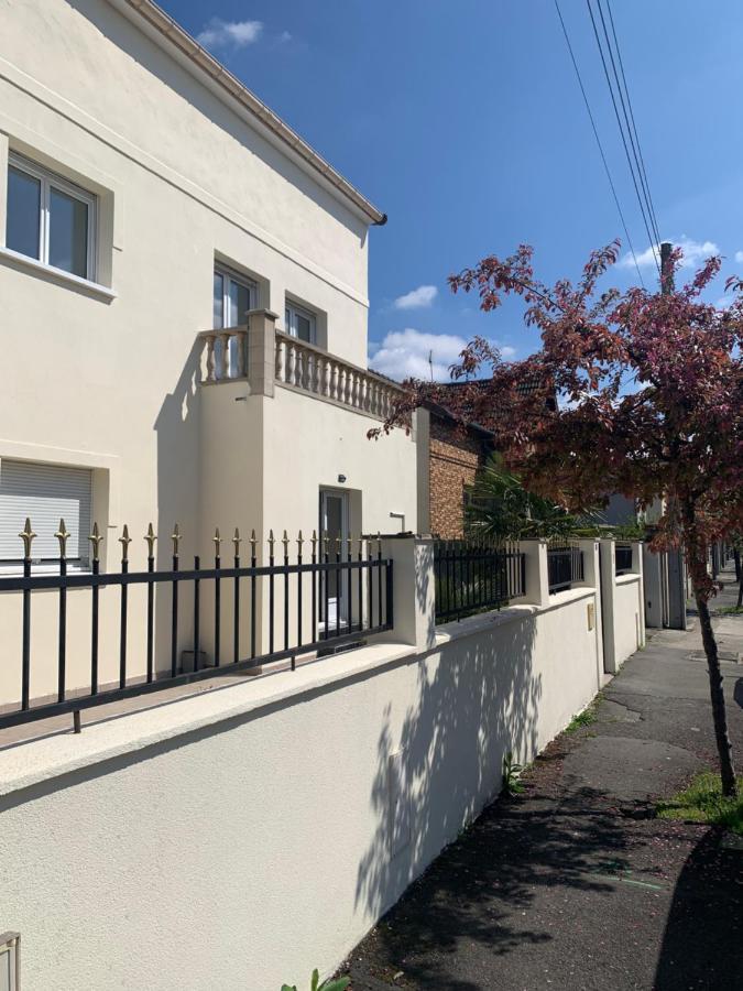 Villa Tenjin Chambre 4 Bondy Exteriér fotografie